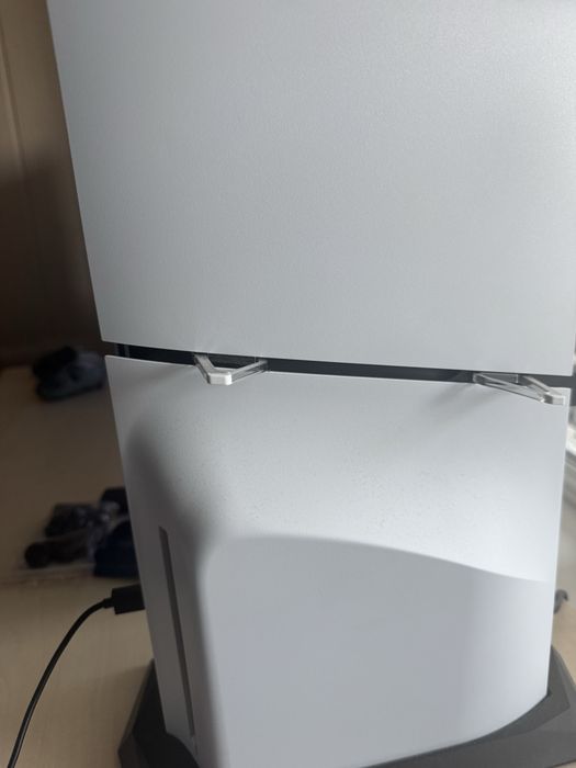 Продавам PlayStation 5