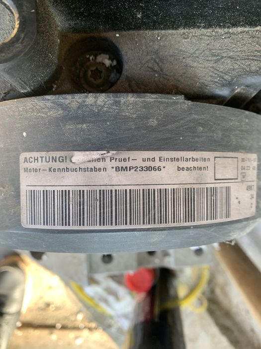 Vând motor VW Passat b6 defect BMP