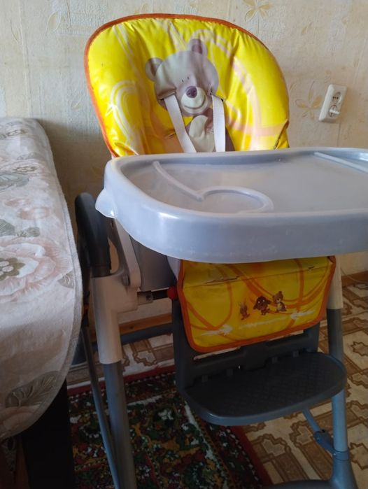 Продам стульчик для кормления