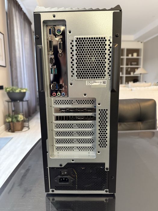 Asus rog strix g15 tower , rtx 3070 , ryzen 5 5600x