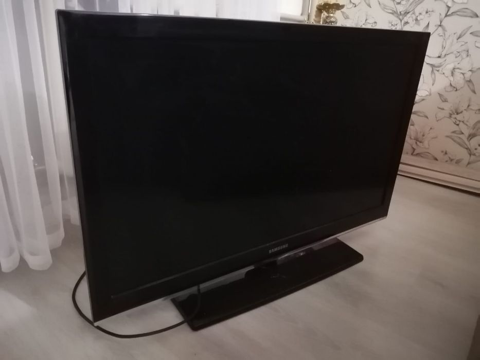 Продам телевизор