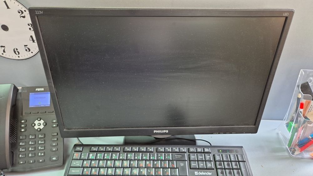 Продаю мониторы разные