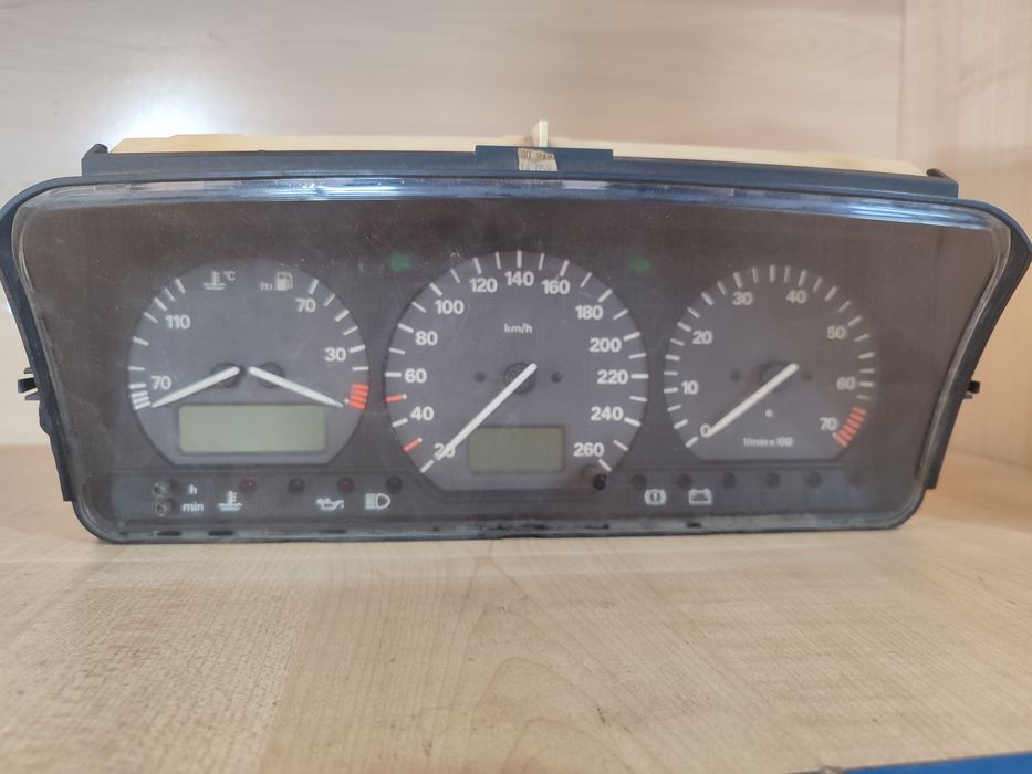 Крыло переднее на Пассат Б4