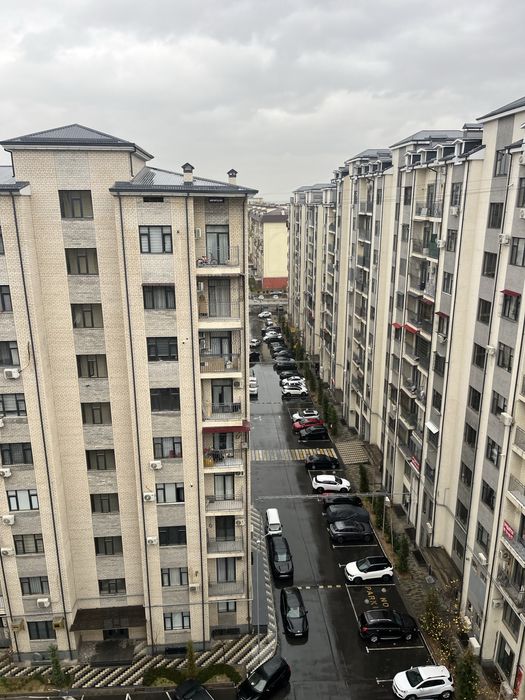 Продаеця квартира 105кв 5 хонали 2 та 2 хонали килса булади