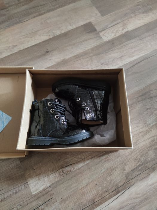 Детски боти номер 21