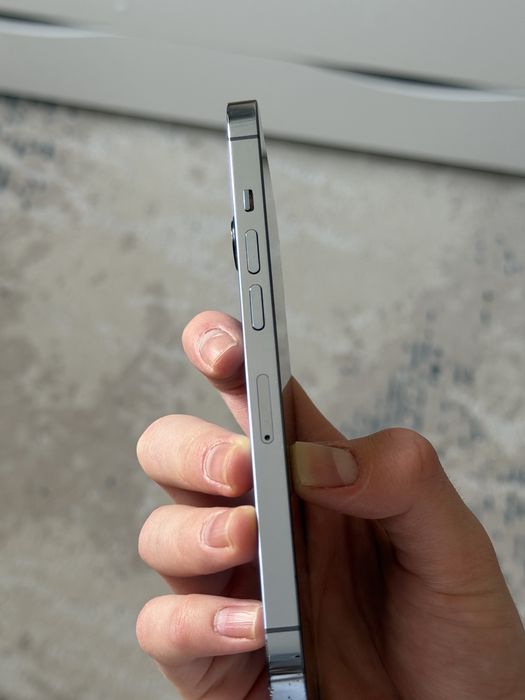 iPhone 13 pro синий