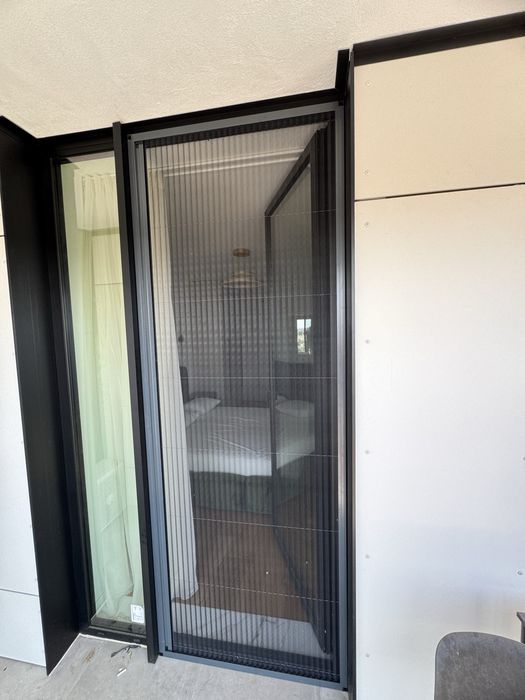 Plase plise pentru insecte