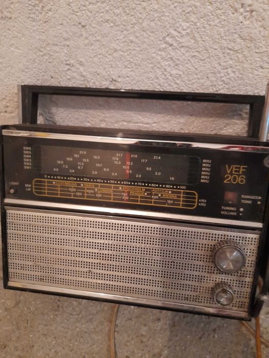 Ретро радио ВЕФ два броя