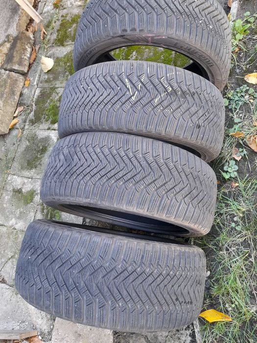 Зимни гуми 225/45/17