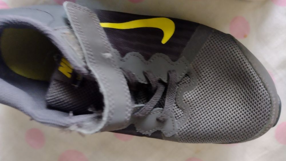 Детски маратонки ,,,nike...