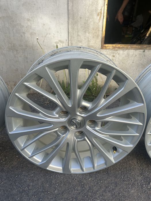Диски Camry с новой машины