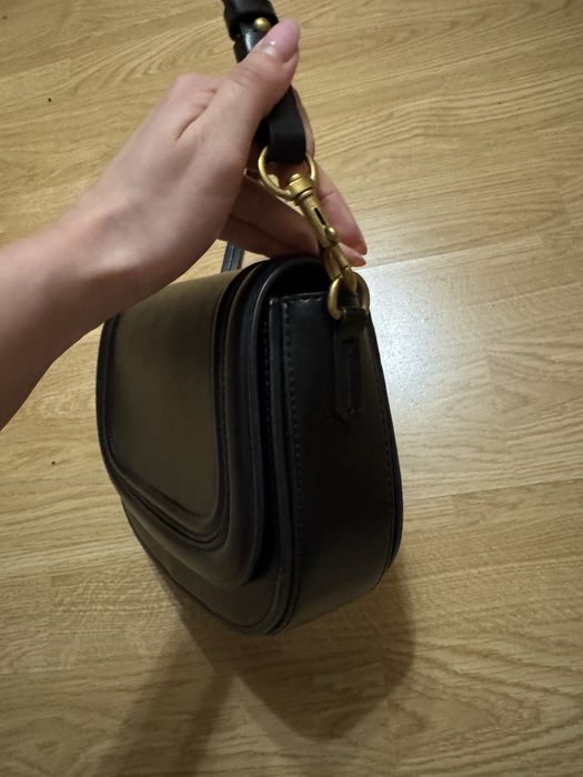 Черна чанта ZARA