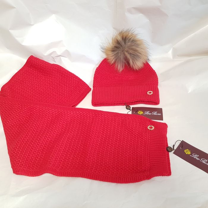 Set Caciua si fular L o r o P i a n a, lana, rosu