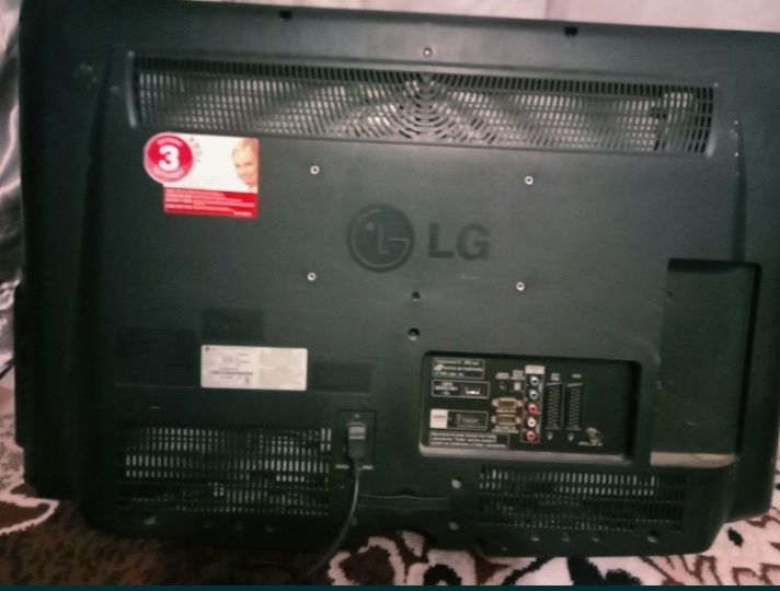 Продам телевизор