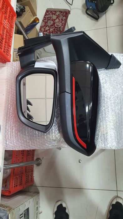 Onix Tracker Bakavoy oq qora redlayn