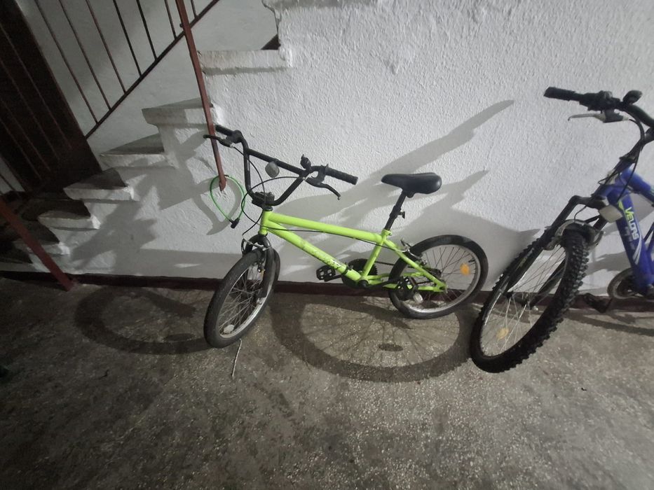 Bicicletă BMX verde