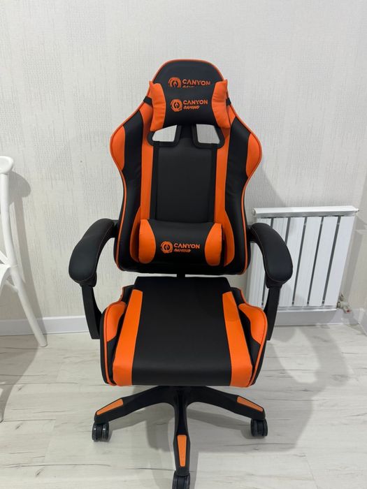 Игровой компьютерный кресло