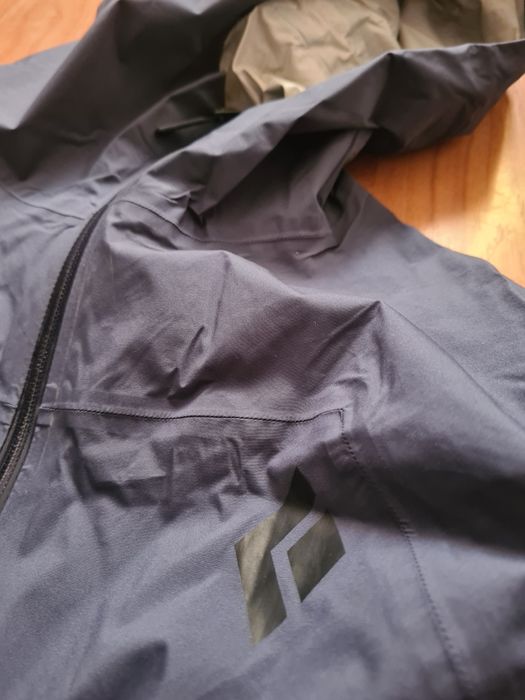 Geacă damă Black Diamond Stormline Rain Shell, mărimea S