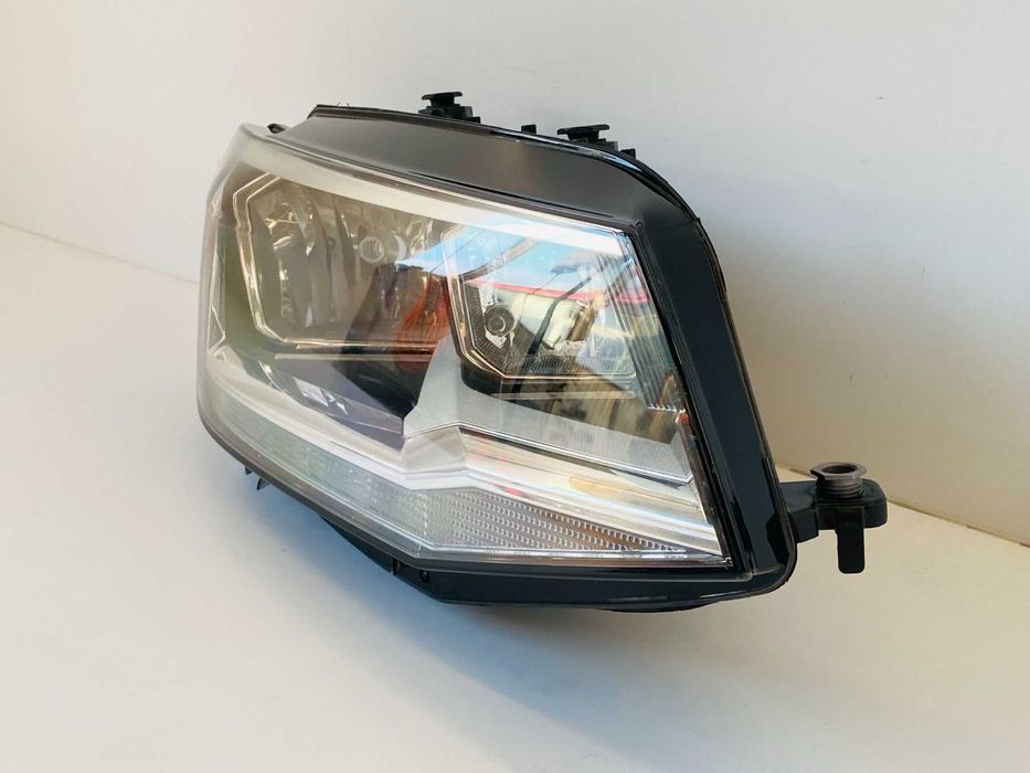 фар десен VW Caddy 2015-2020 г. #1046V.