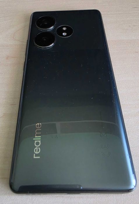 Като нов телефон REALME GT 6T