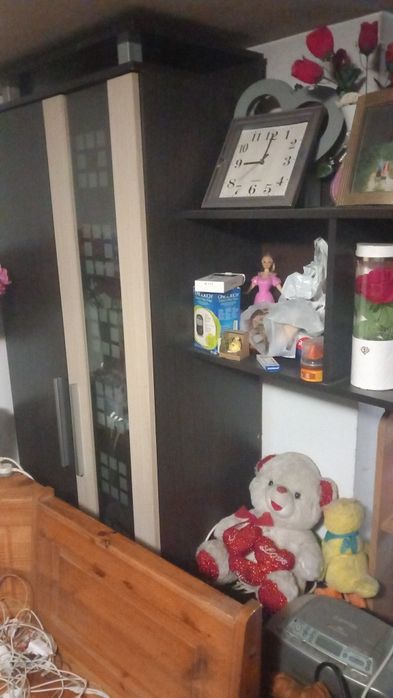 Vind sufragerie formata din 3 corpuri