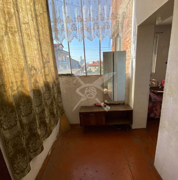 Продава се Къща в Карнобат - 160 кв.м за 269 €/кв.м - Снимка #1