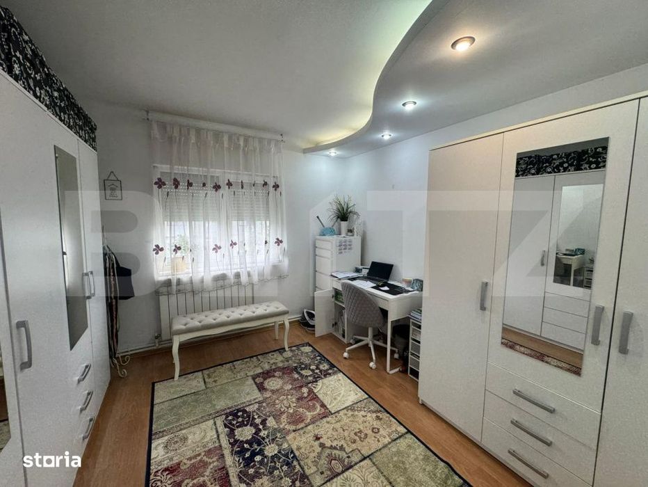 Apartament de 4 camere, 80 mp, decomandat, zona Sara Cartier 1 Mai — fotografia 3