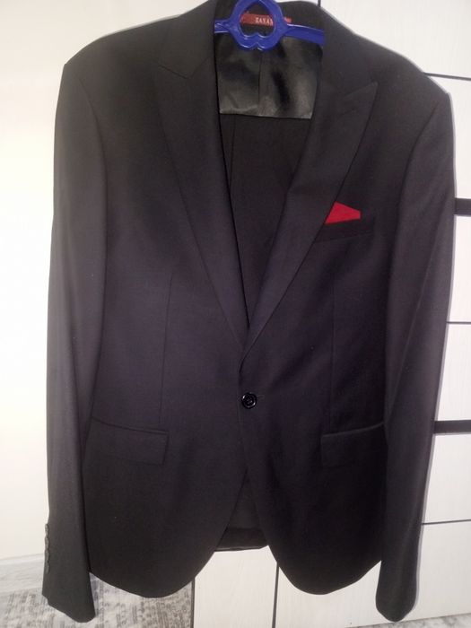 Kiyov kastyum shim pidjak faqat toʻyda 1 marta kiyilgan xolati yangi