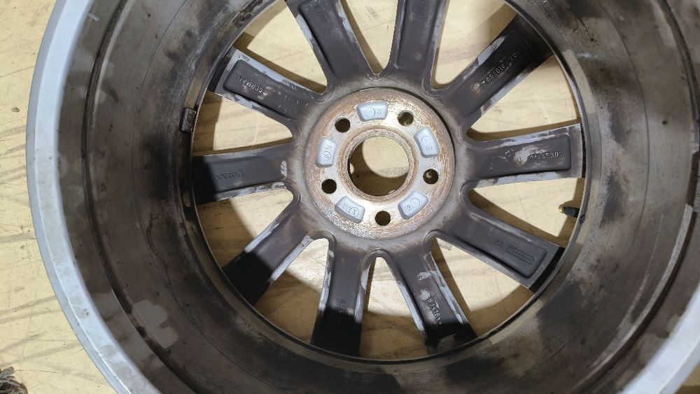 Janta 18 Volvo S80