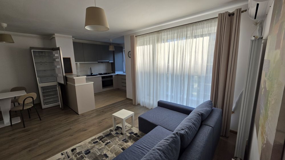De închiriat direct proprietar apartament cu 2 camere Top City in apropiere de mall Coresi