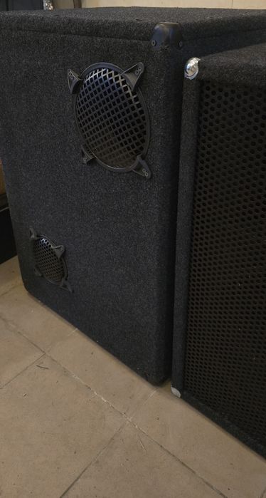 Vand boxe ,sistem audio pentru terasa ,club,plaja