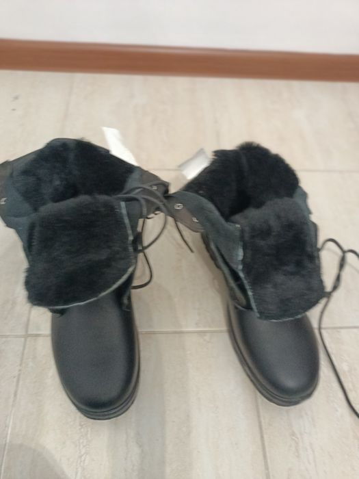 Ботинки на высоких берцах (берцы)