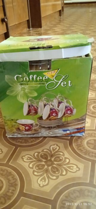 Продам сервиз чайный