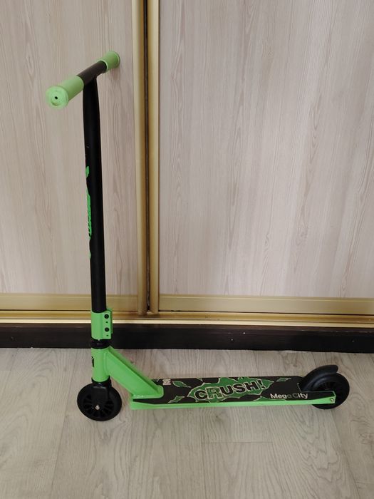 Продам трюковый самокат