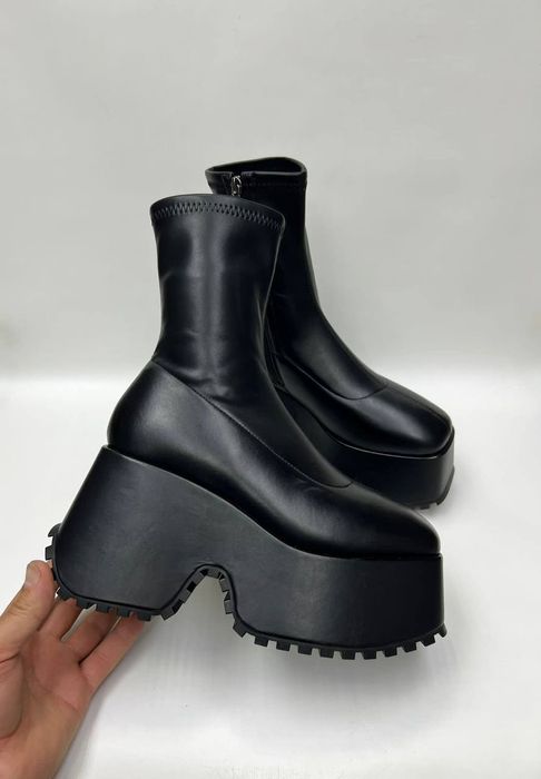 Утеплённые полусапожки