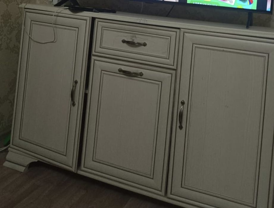 продам стенку Евромебель