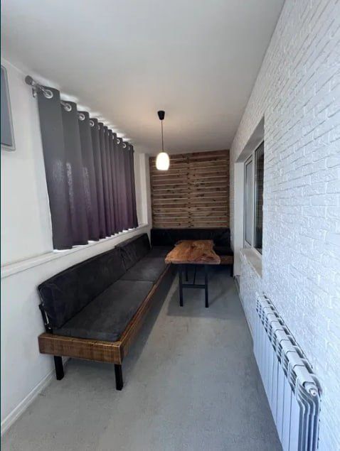 Квартира на Башлык-Депо 4/6/9 общ пл 107м+кладовая 7м