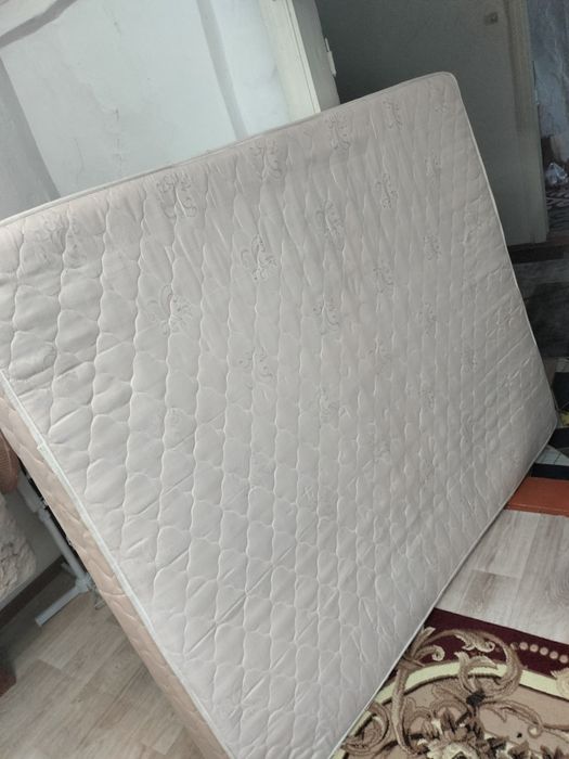 Продам матрас для кровати