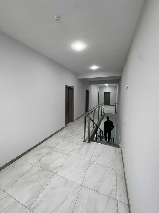 Noturar joy sotiladi