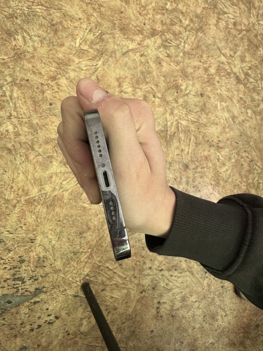 Iphone 14 pro max 256 75akb