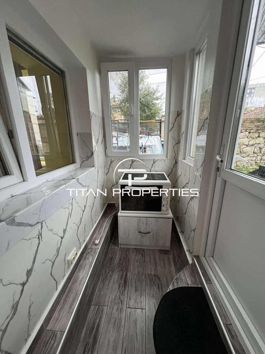 Дава се под наем Етаж от къща в Варна, Цветен квартал - 68 кв.м за 409 € - Снимка #7