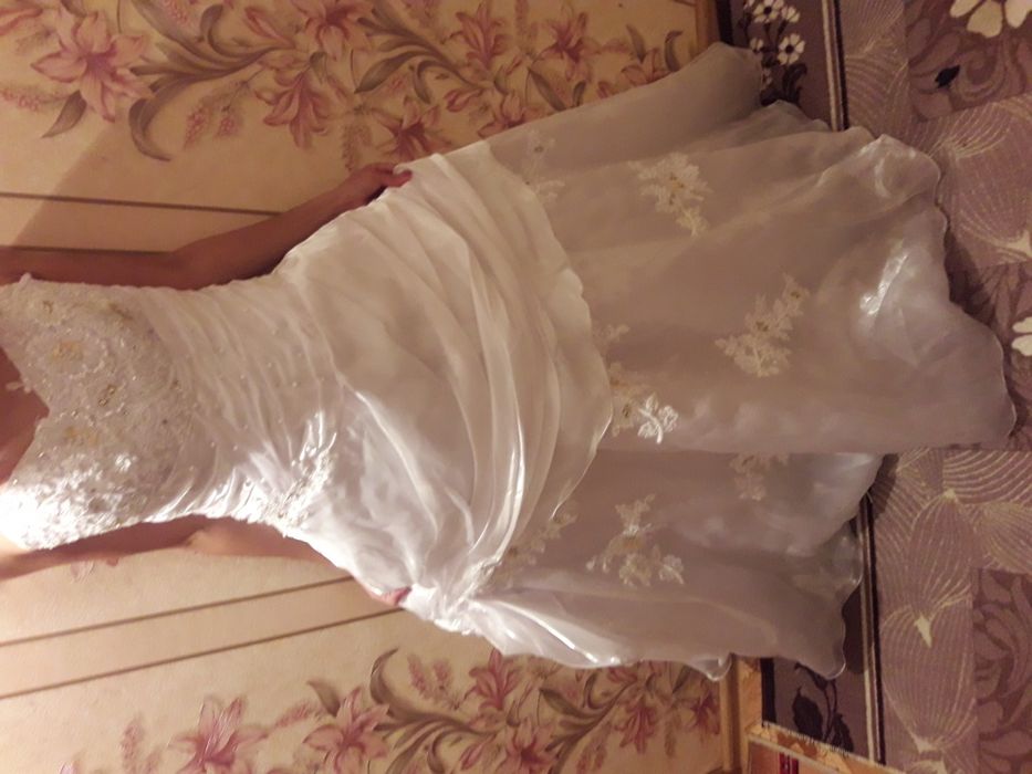 Продам свадебное платье