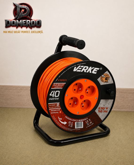 100 lei/24 h - Închiriez aspirator profesional Karcher pentru curatat canapele/saltele/tapiterii