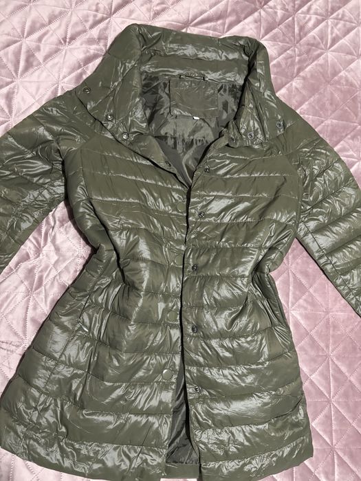 Готино якенце в маслинено зелен цвят