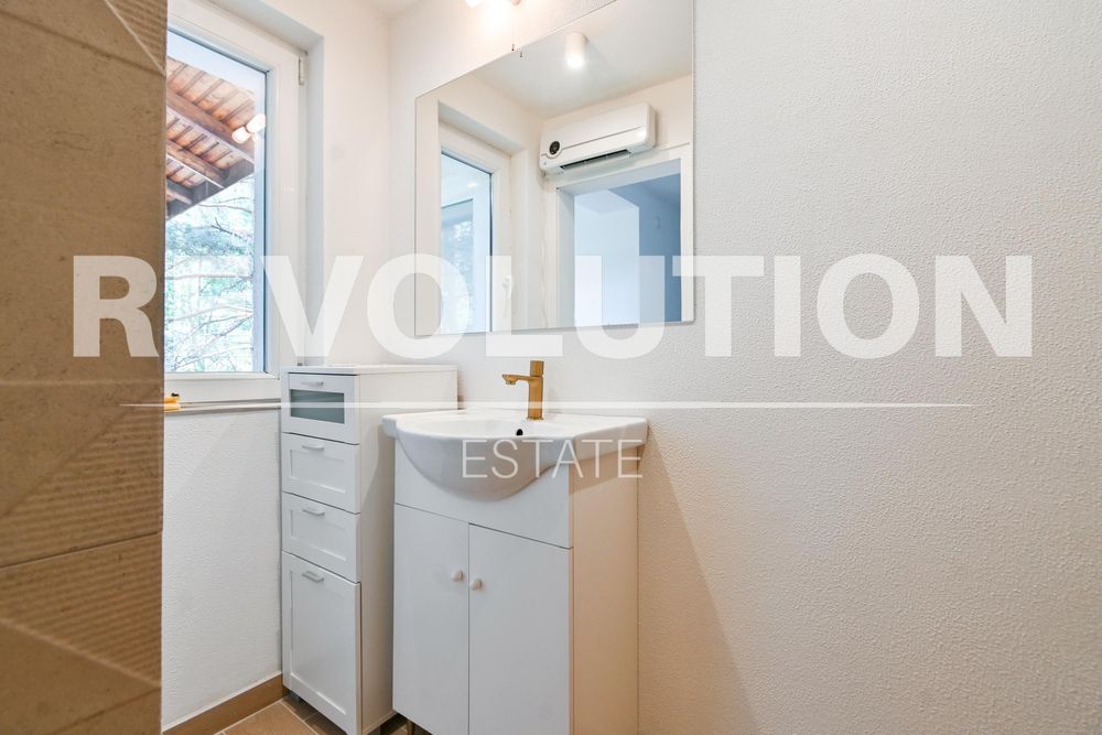 Дава се под наем Къща в София, Драгалевци - 350 кв.м за 2500 € - Снимка #19