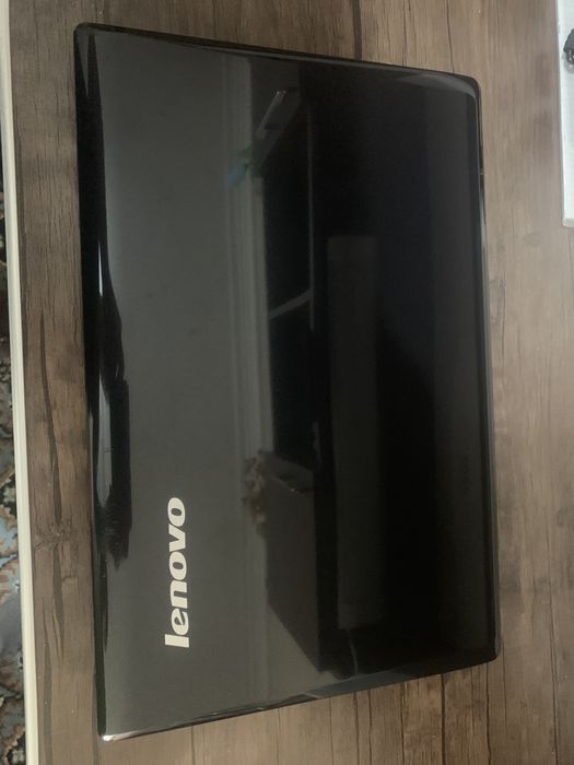 Ноутбук Lenovo