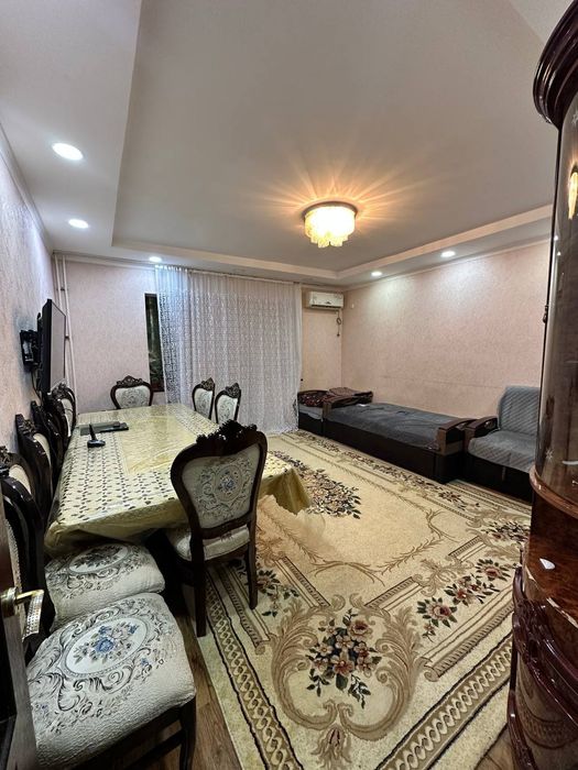 Продаётся 3/1/9 на м-в Карасу 4 ( ор-р Монако)