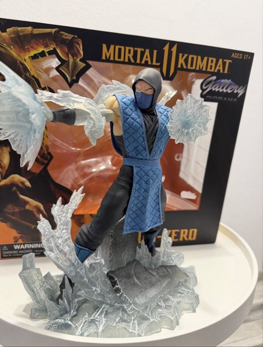 Statueta Sub-Zero Mortal Kombat