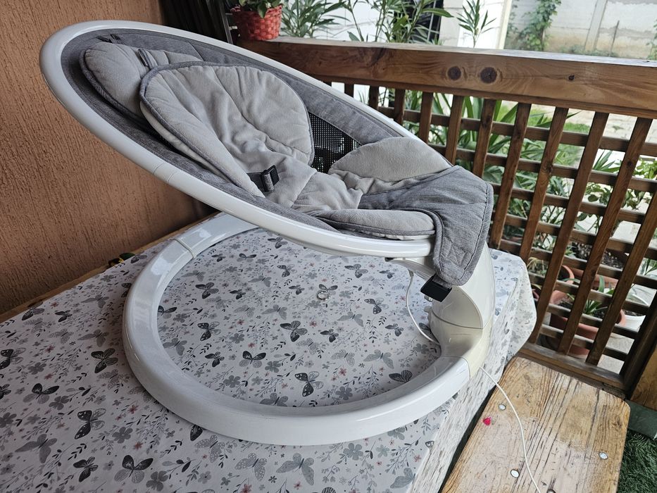 Leagăn electric folosit în condiții excelente funcționează impecabil