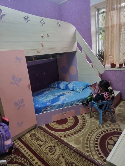 Кровать двухэтажный  kravat ikkietajli